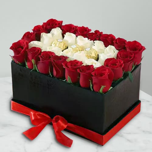 Delightful Love Duet of Roses with Ferrero Rocher